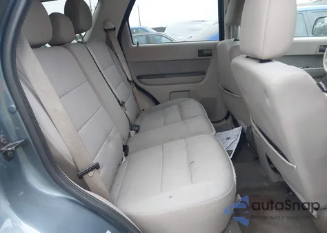 2012 Ford Escape Xlt z USA, uszkodzony, nr VIN 1FMCU0D77CKA02079